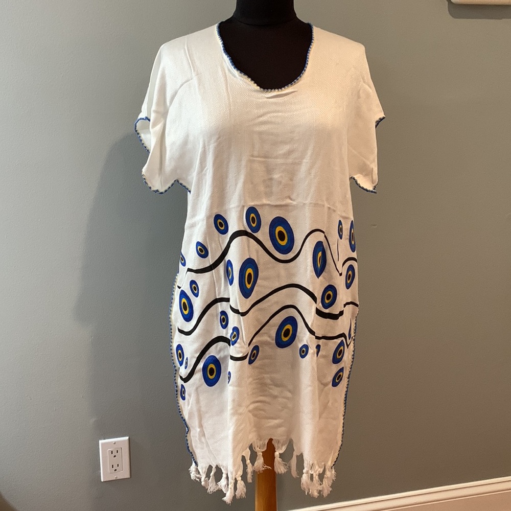 New Beach Cover Up - Picture 2 of 8